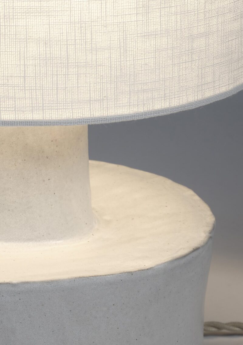 Lampe Catherine blanche de chez SERAX ambiance