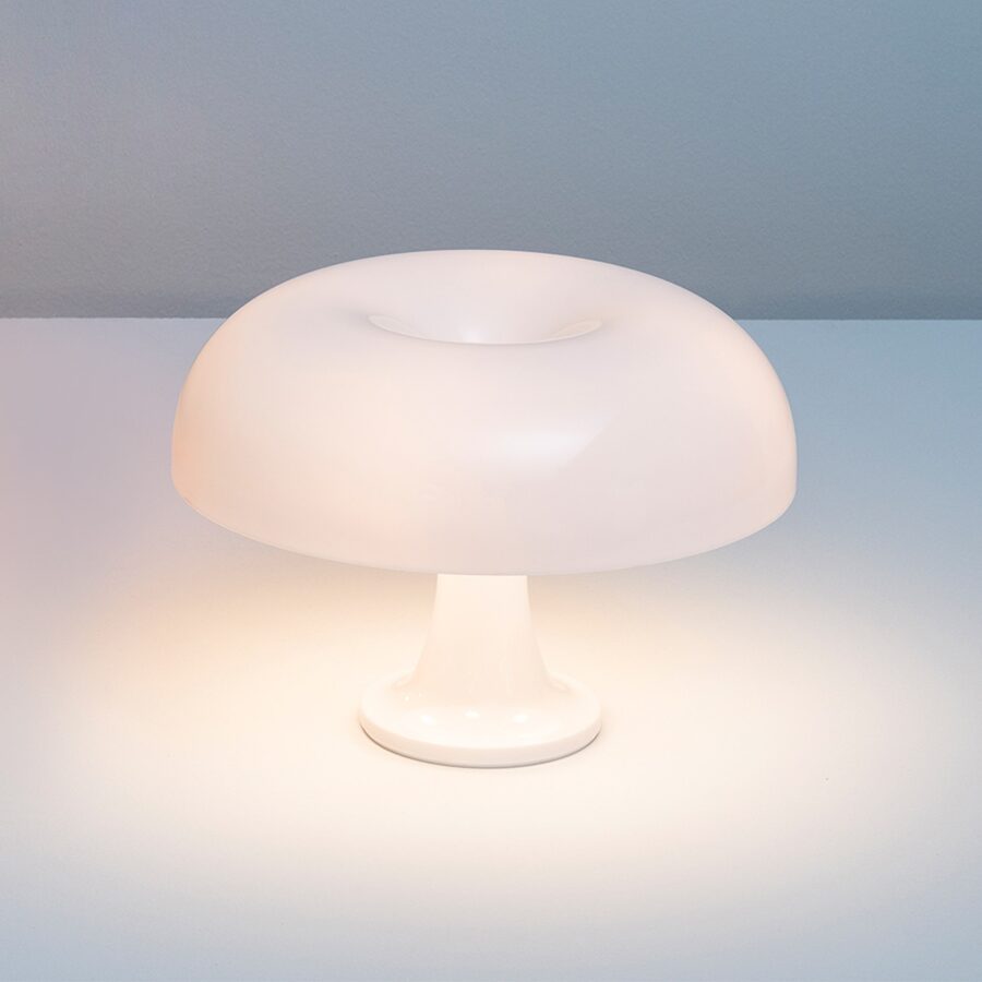 Lampe Nessino blanche de chez ARTEMIDE