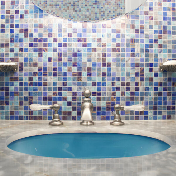 Design de la salle de bain de l'appartement situé à Monaco