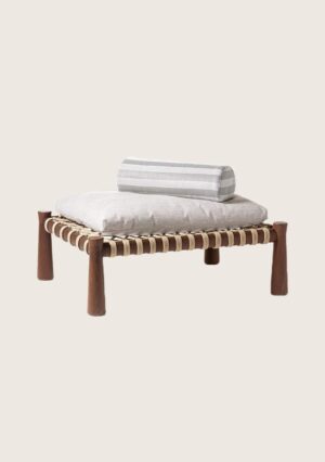 Banc de repos Guna 02 de chez Gervasoni