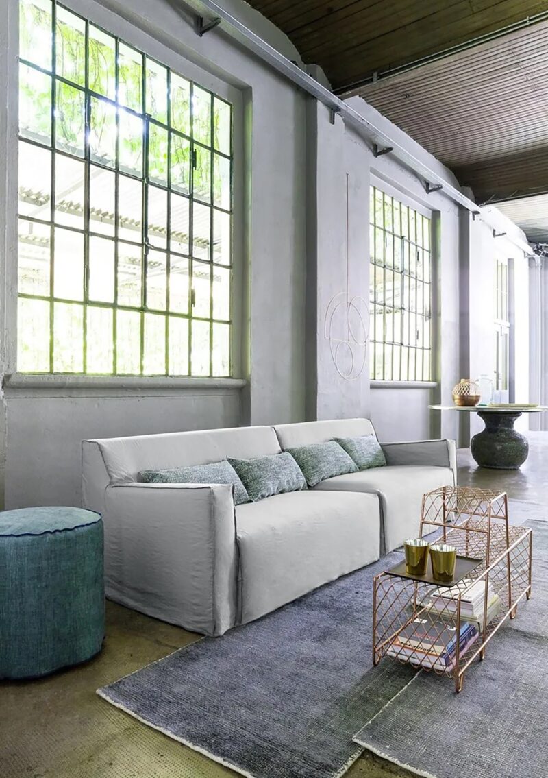 tapis next 998 de chez gervasoni gris en situation