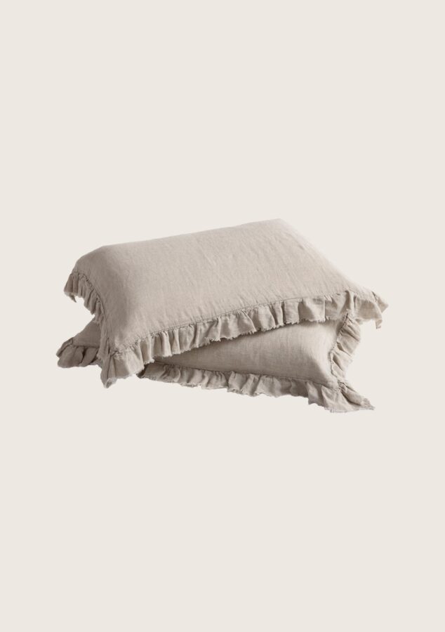 coussin boho de chez Maison de Vacances nude