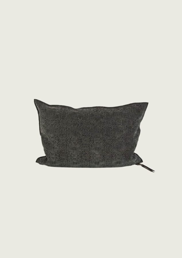 coussin vice versa jacquard stone washed kilim brownie