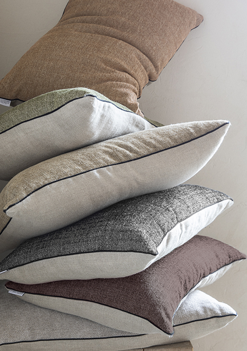 ensemble de coussins, collection Voltaire, de chez Alexandre Turpault