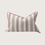 coussin vice versa en toile brodée cyclades 300 à rayures fines 40x60 argile