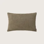 coussin voltaire de chez Alexandre Turpault, coloris jonc