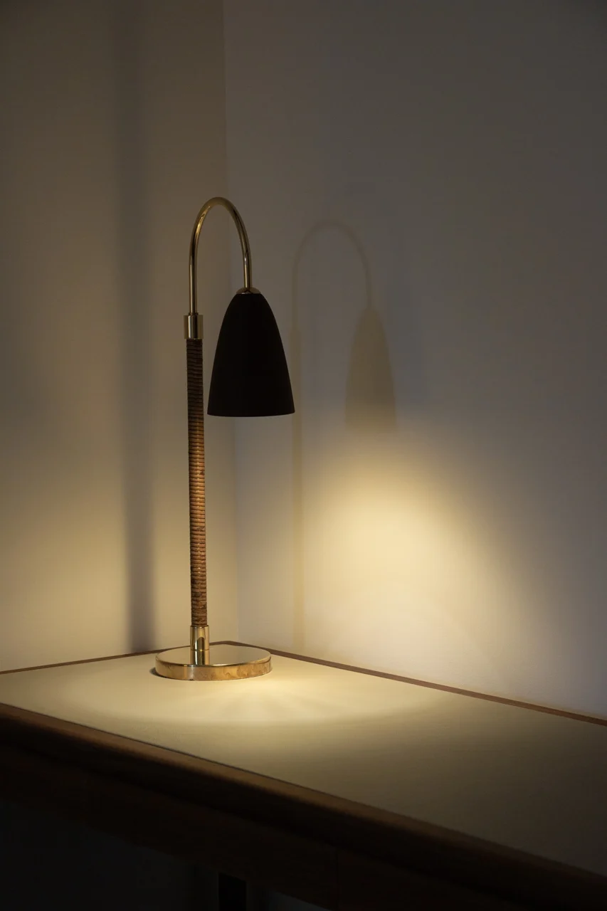 architecture d'intérieur, bureau avec lampe porta romana, mov'in, interior design studio, Monaco