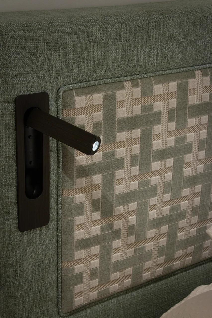 architecture d'intérieur, tête de lit avec liseuse intégrée, mov'in