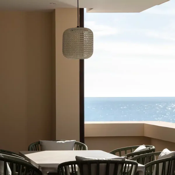 architecture d'intérieur, extérieur, table à manger kettal, mov'in, interior design studio, Monaco