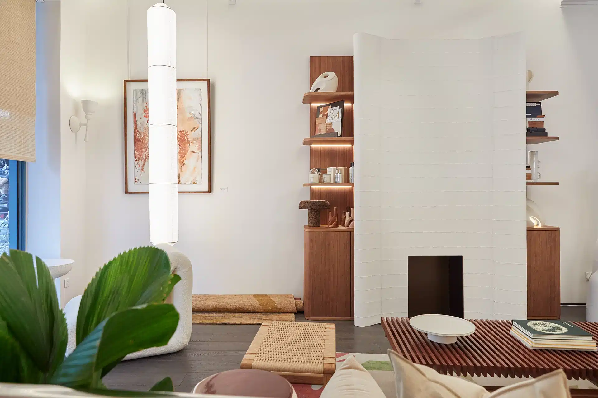 Intérieur du showroom Movimento Interno Monaco, Cuisine sur-mesure dessiné par Movimento Interno Mov'In, Interior designer in Monaco